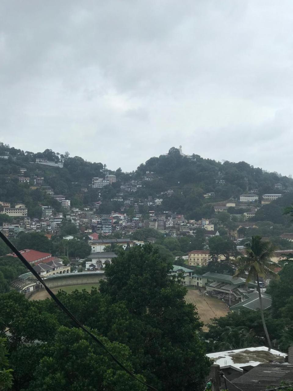 S V Homestay 康提 外观 照片