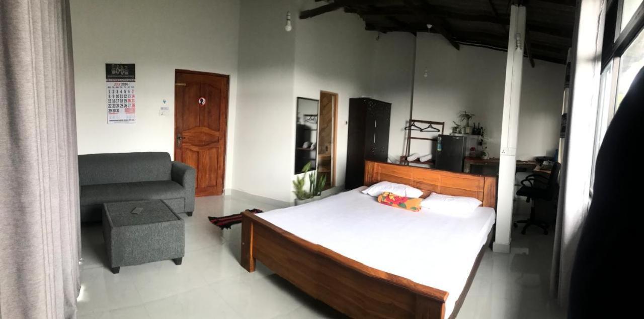 S V Homestay 康提 外观 照片
