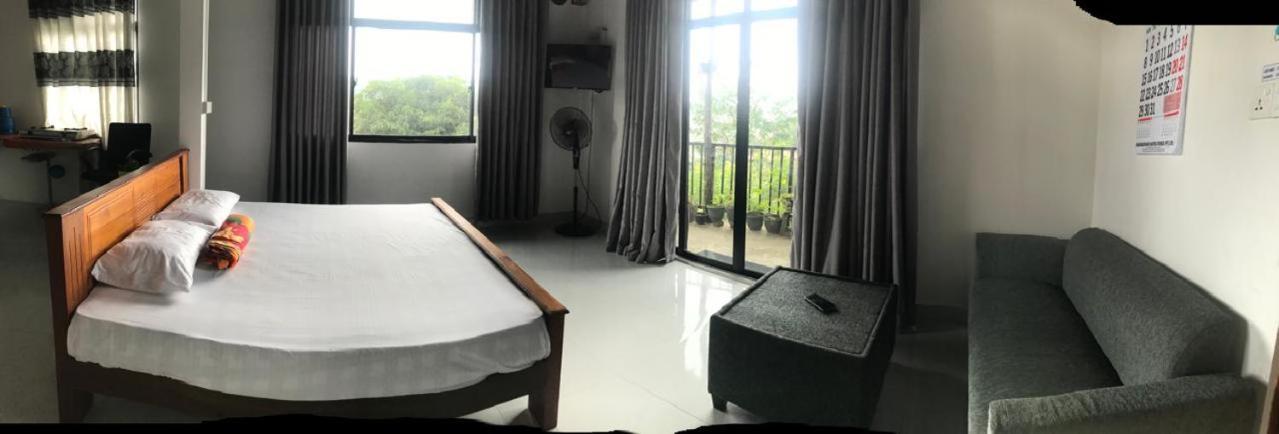 S V Homestay 康提 外观 照片
